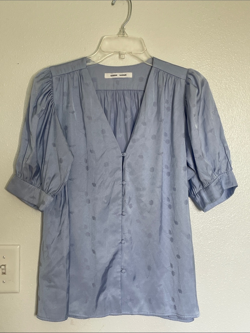 SAMSOE Dusty Blue Puff-Sleeve V-Neck Button Blouse
